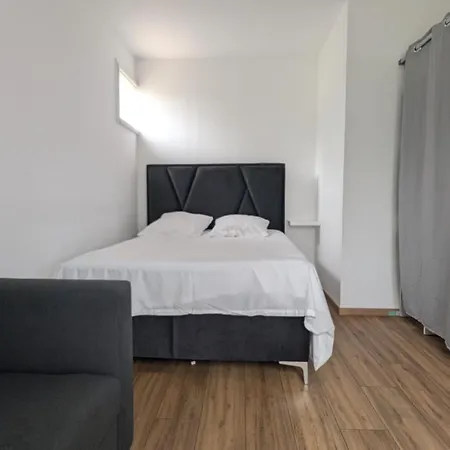 Apartment Adar 101